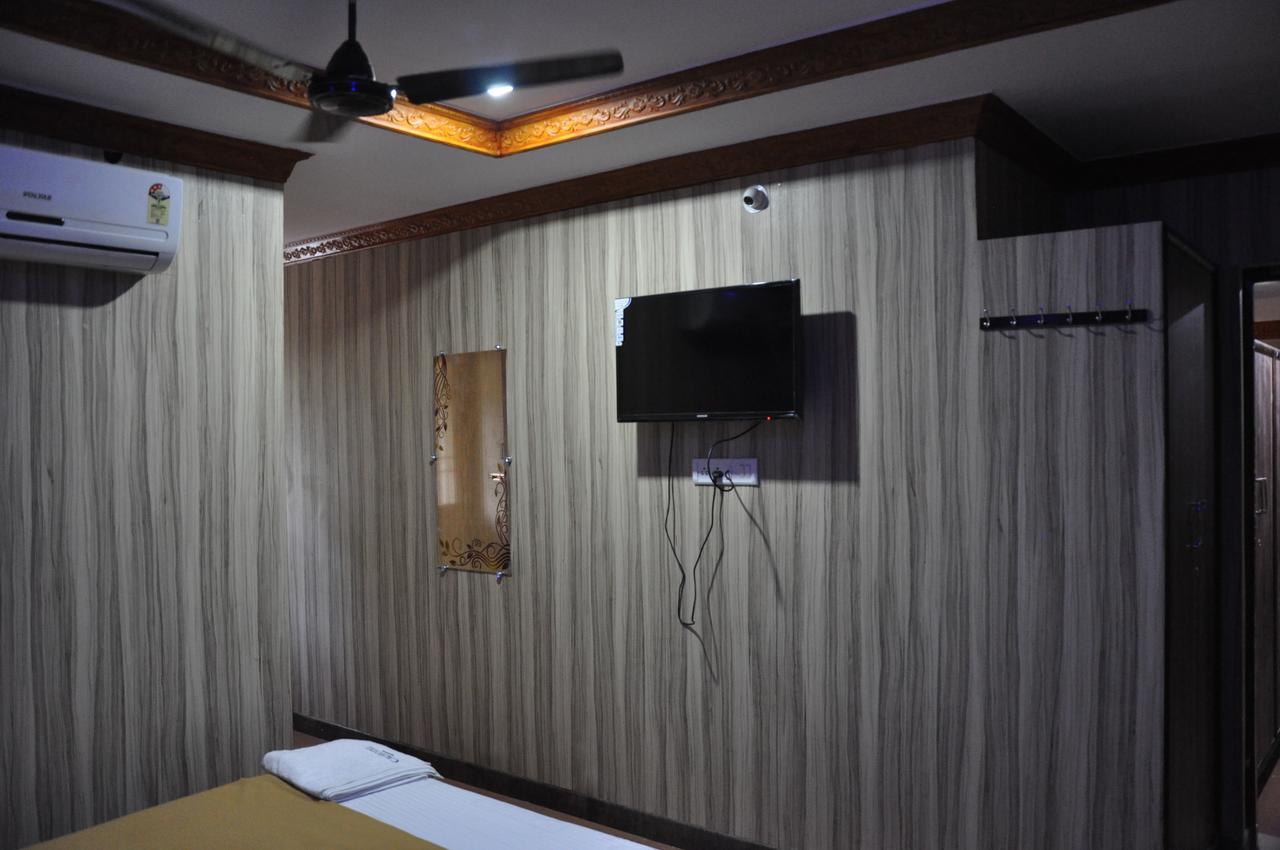 C.M. Hotel Pennagaram Екстериор снимка